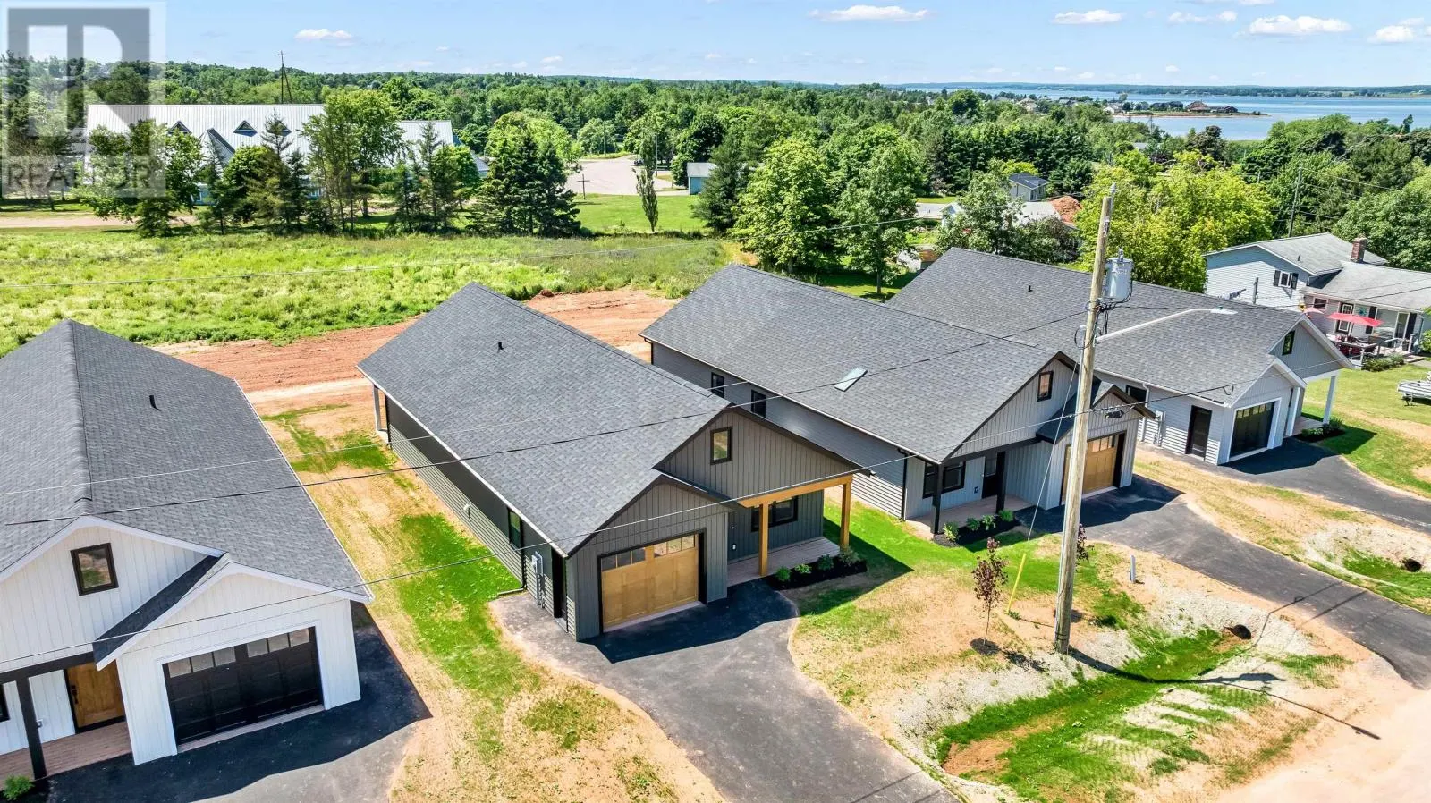 32 Reddin Heights