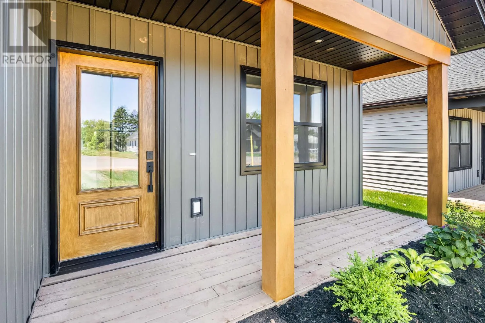 32 Reddin Heights