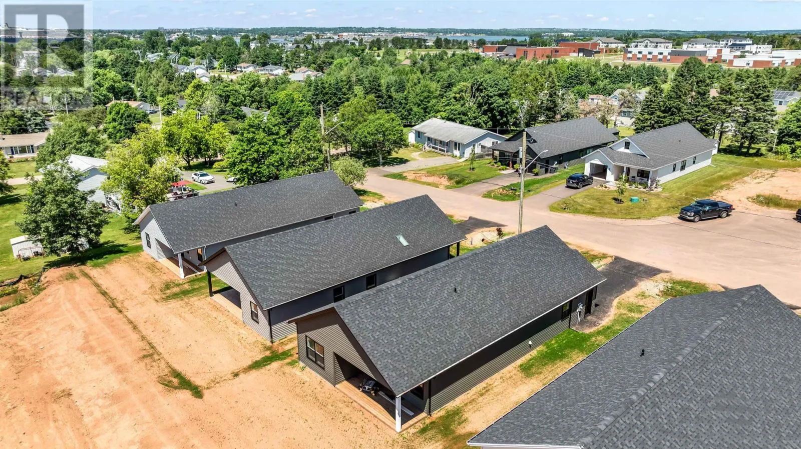 32 Reddin Heights