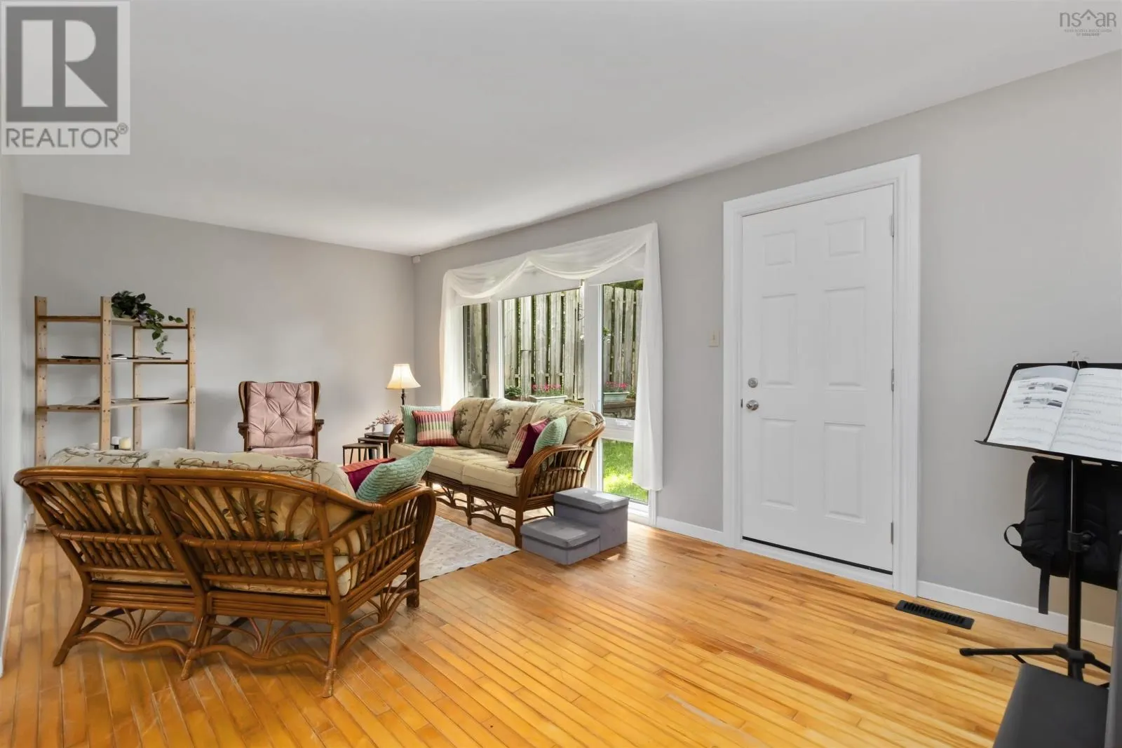 79 Forestside Crescent