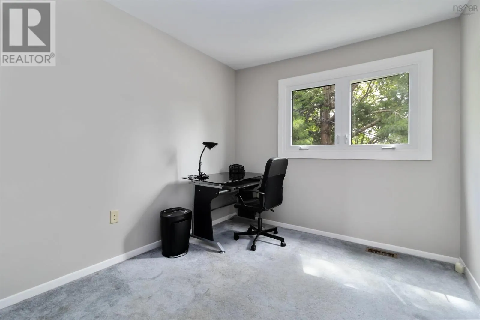 79 Forestside Crescent