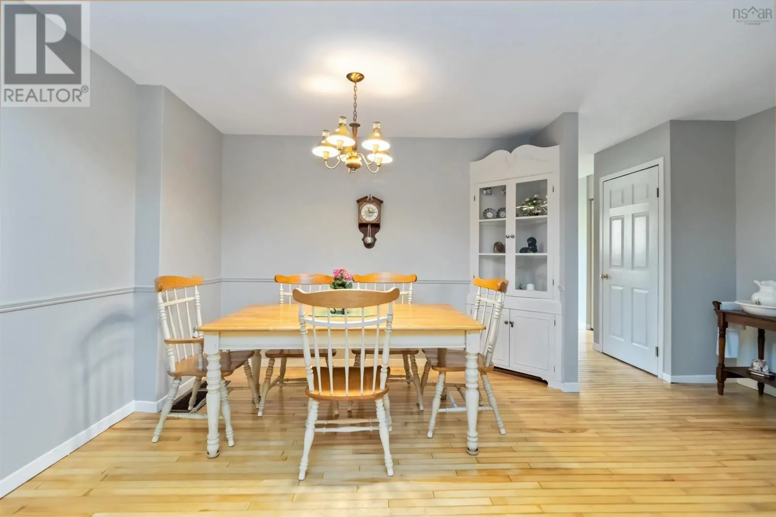 79 Forestside Crescent
