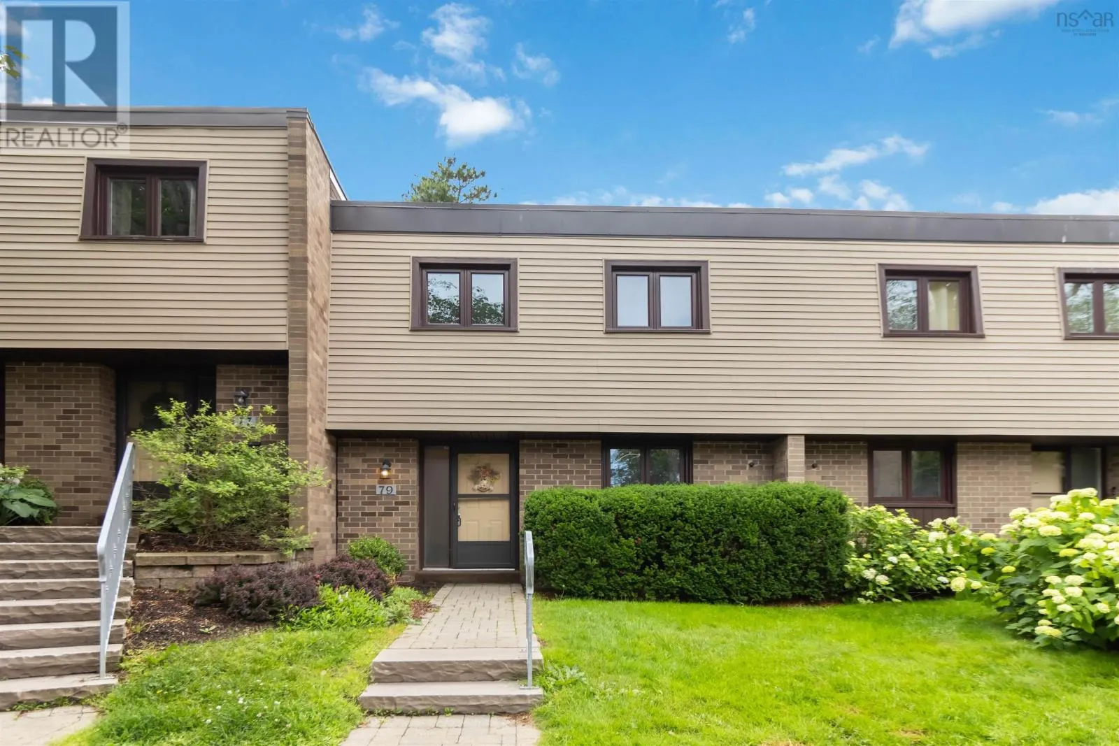 79 Forestside Crescent