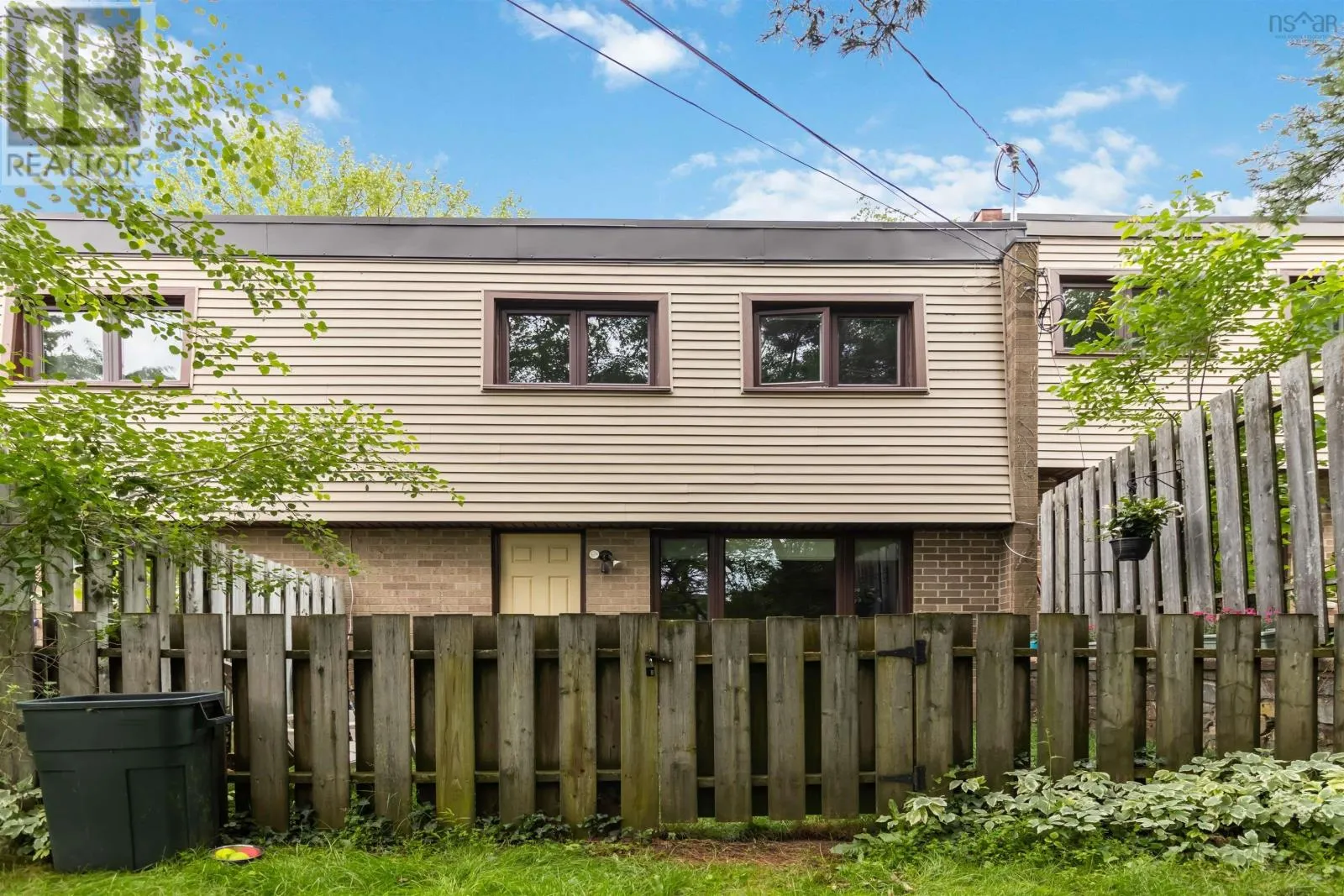 79 Forestside Crescent