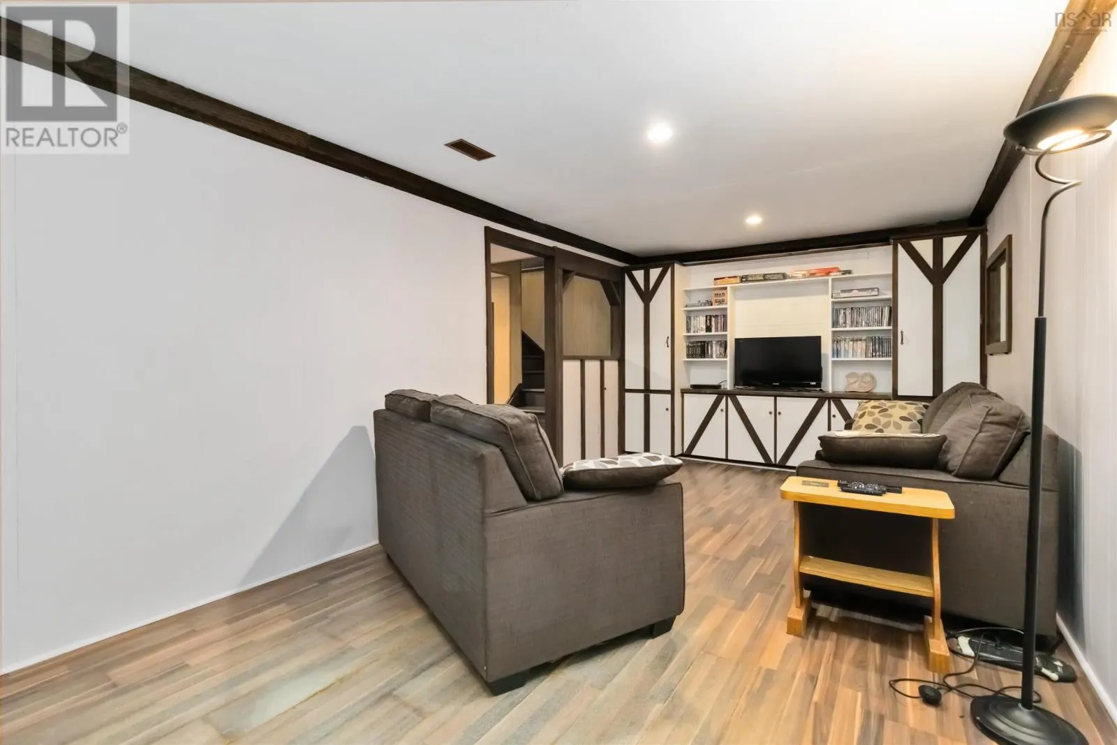 79 Forestside Crescent
