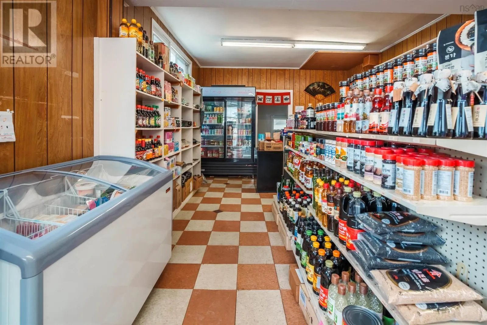 7018 Chebucto