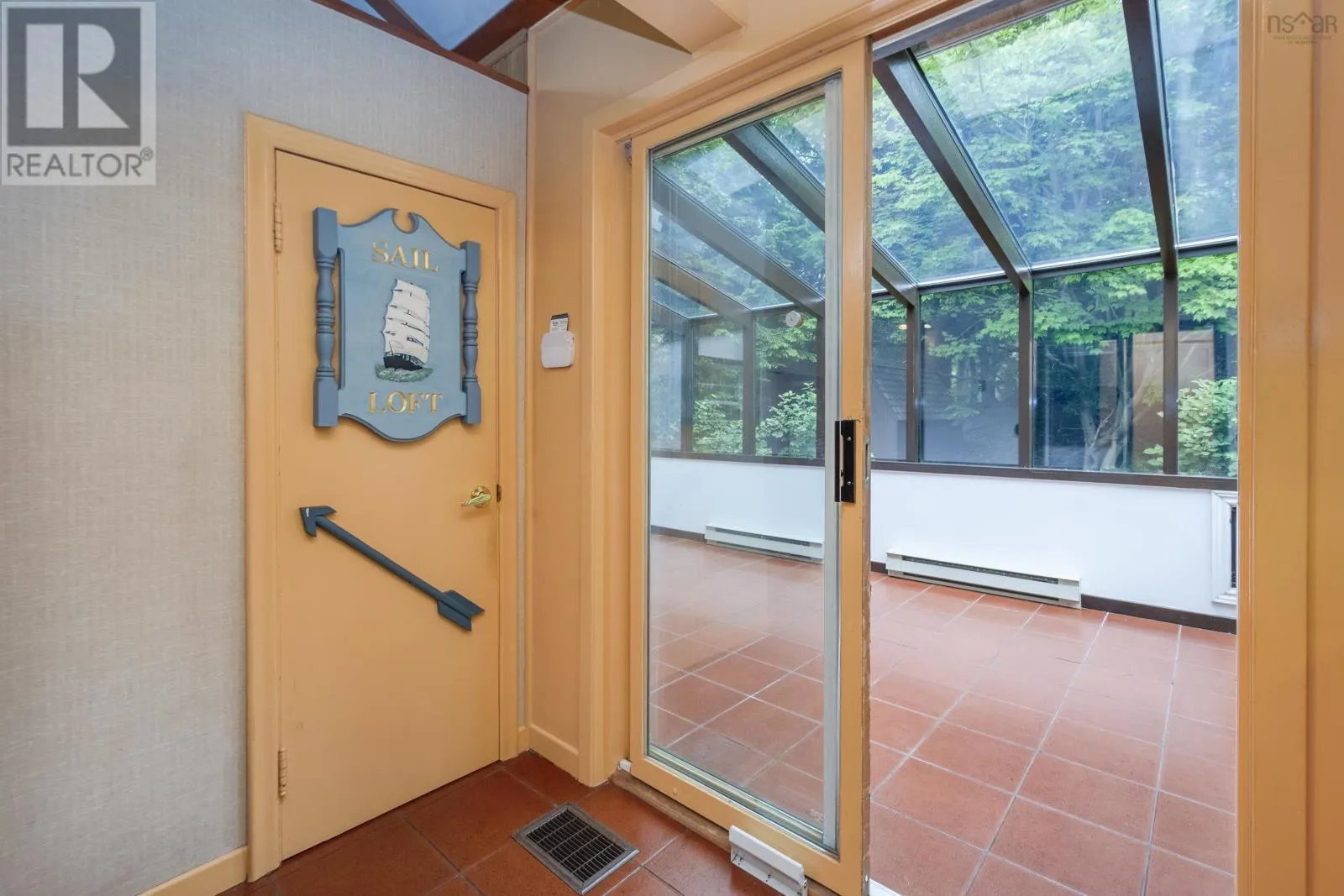 14 Retreat Avenue