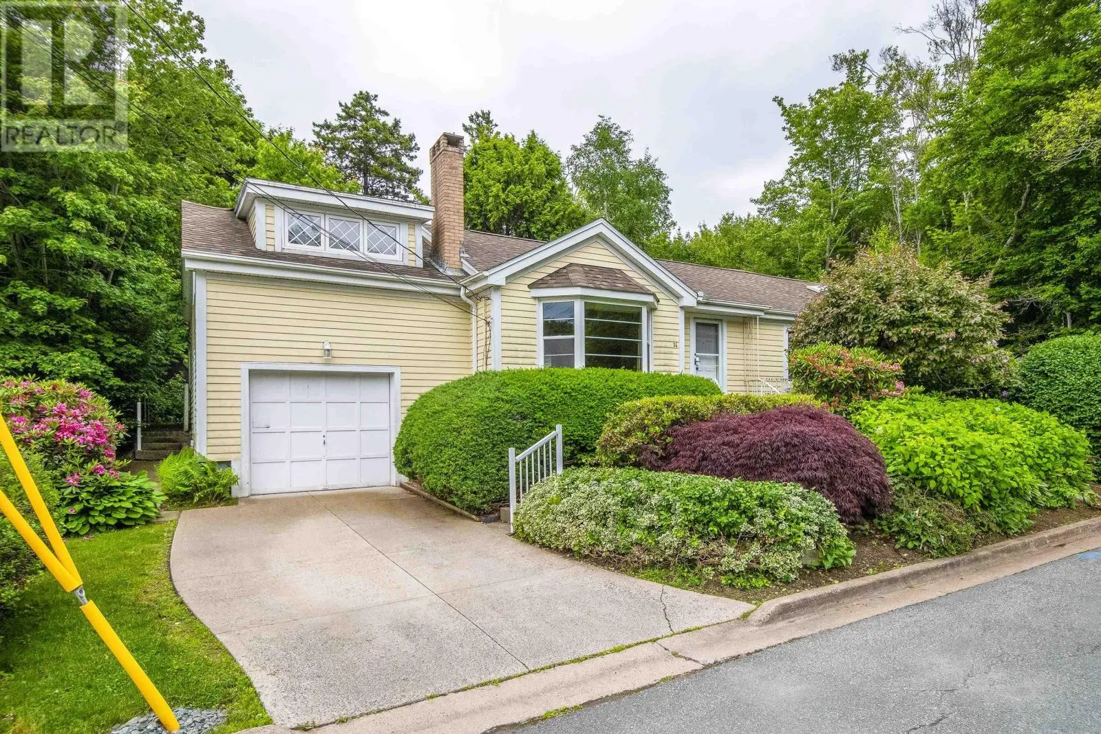 14 Retreat Avenue