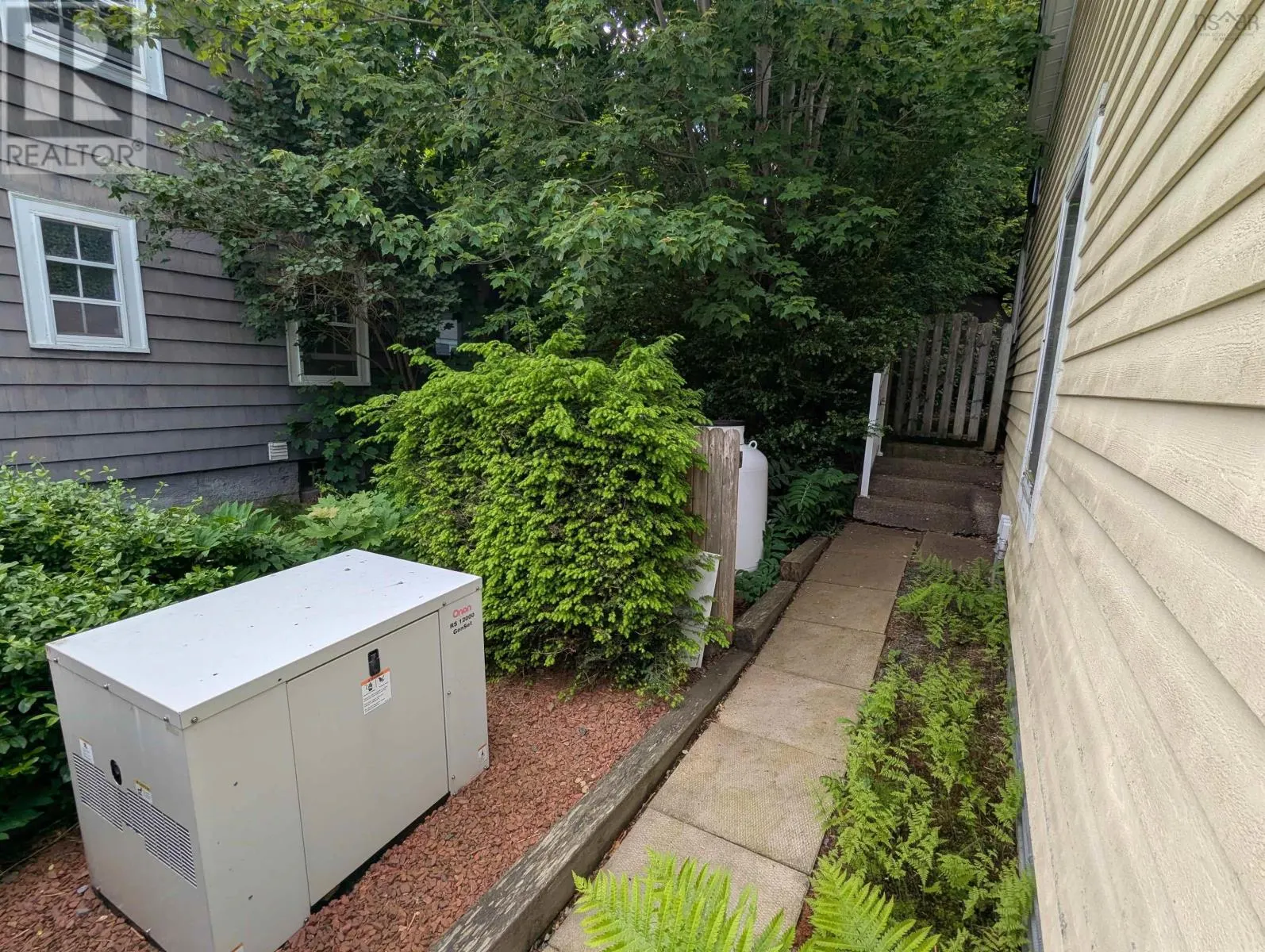 14 Retreat Avenue