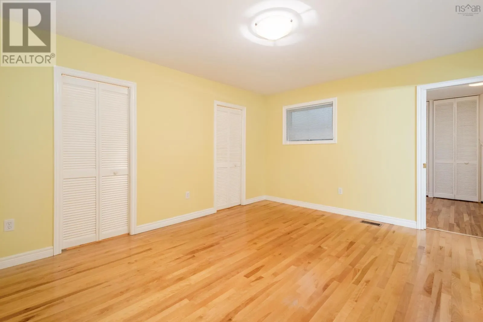 14 Retreat Avenue