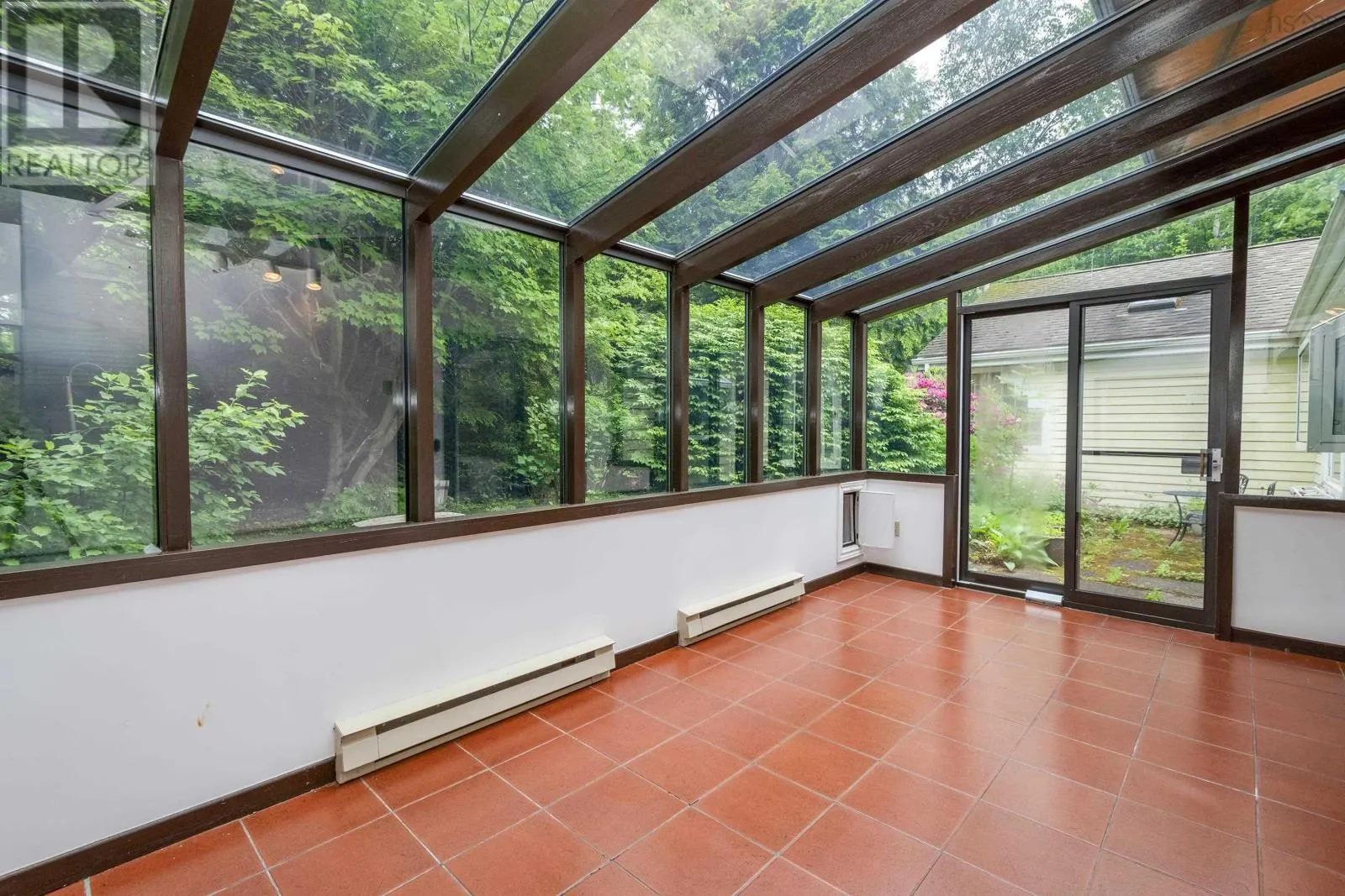 14 Retreat Avenue