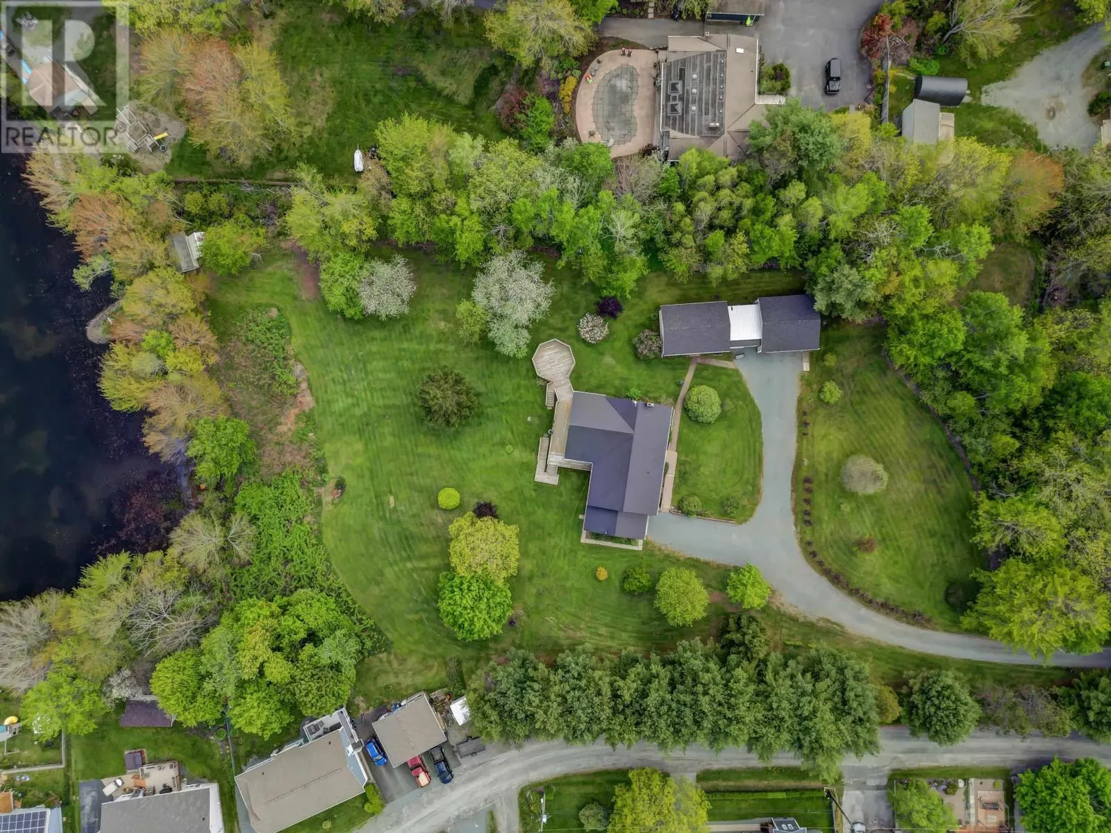 1305 Fall River Road