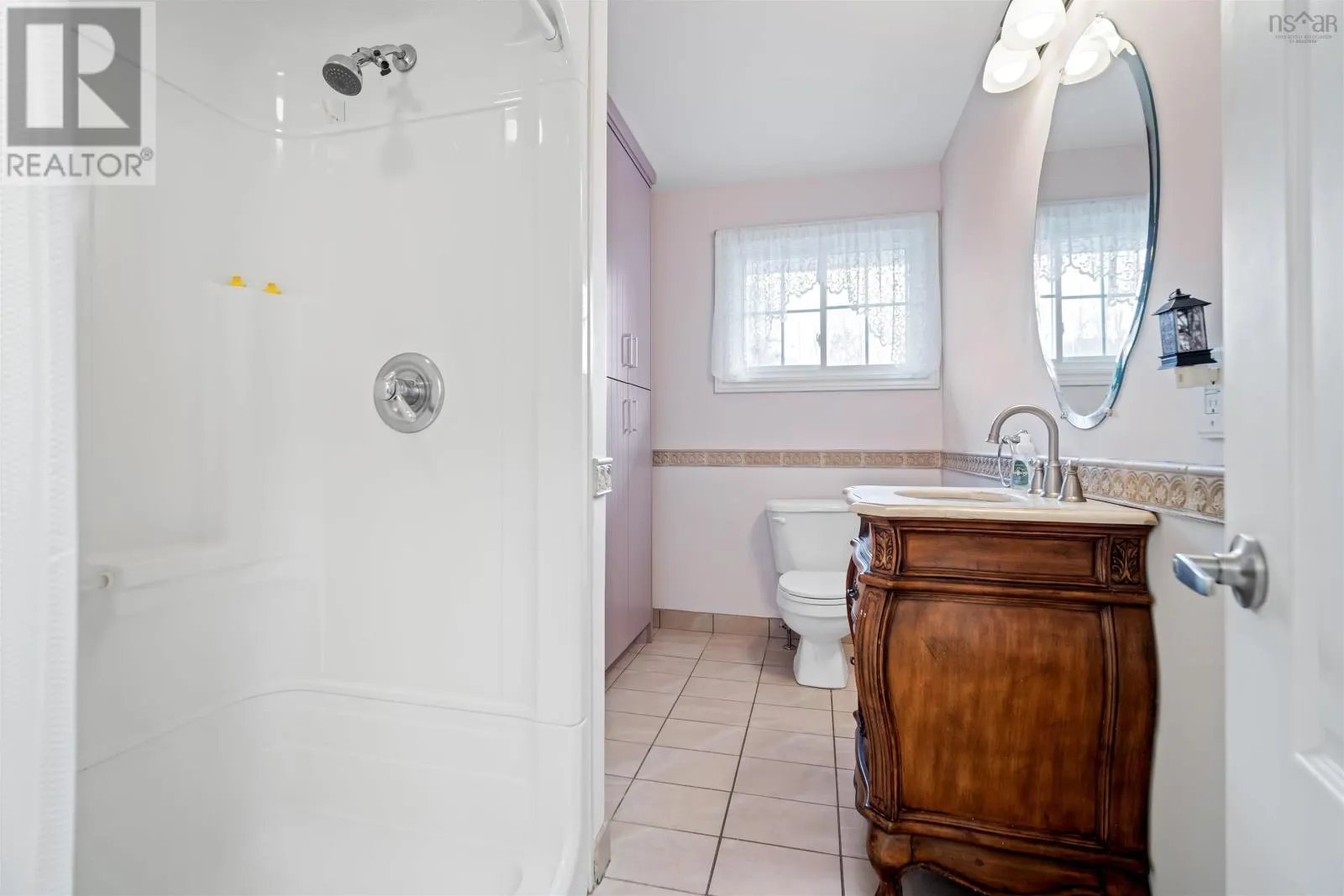 1305 Fall River Road