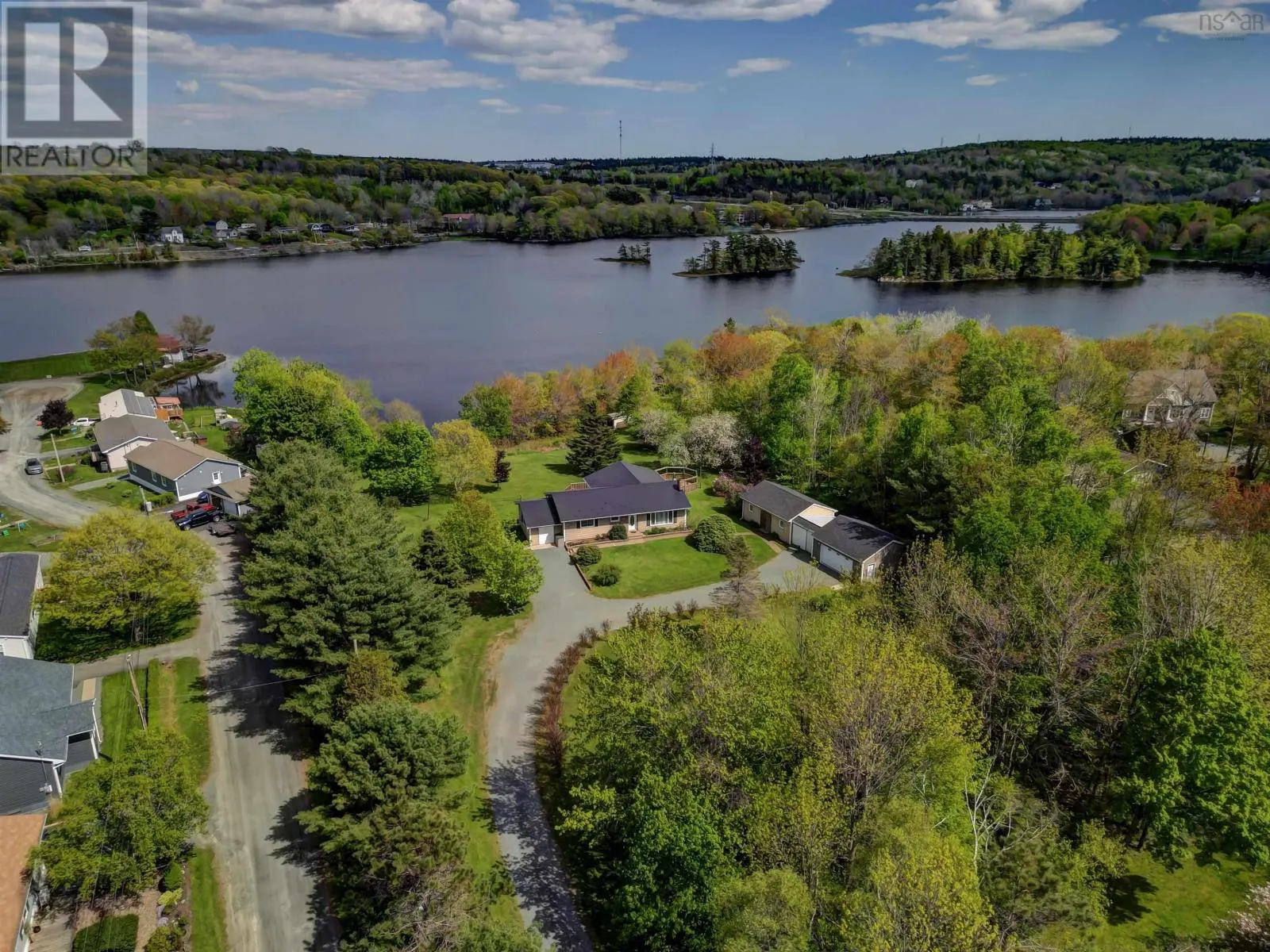 1305 Fall River Road