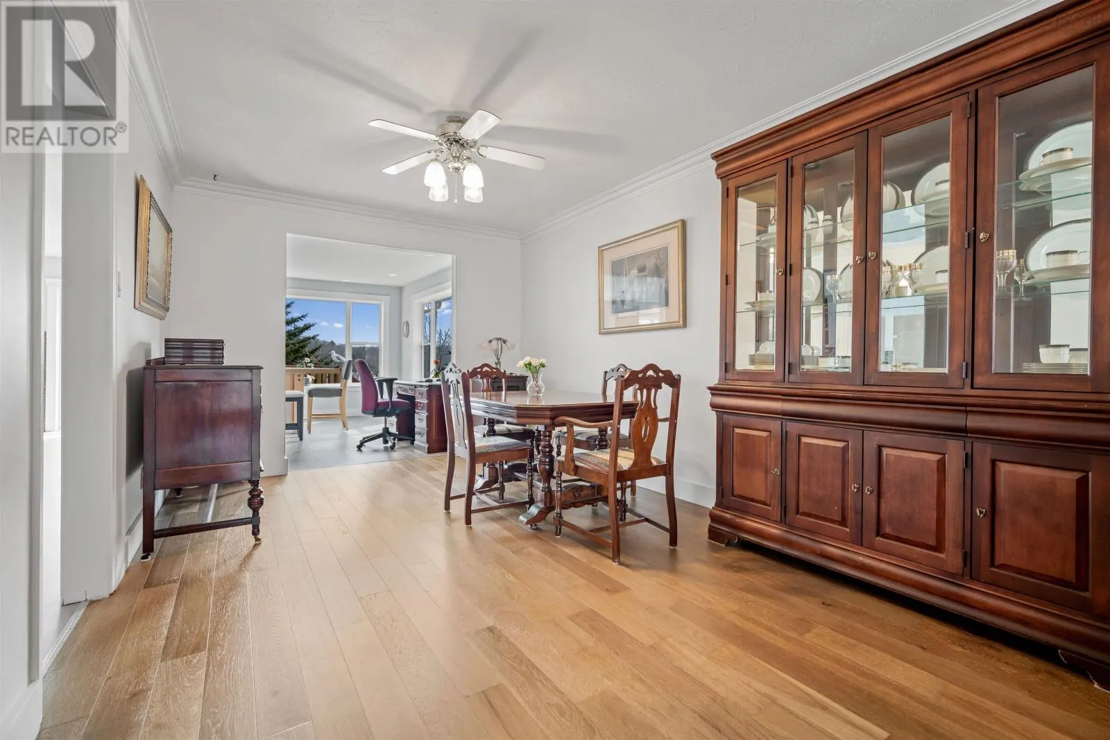 1305 Fall River Road
