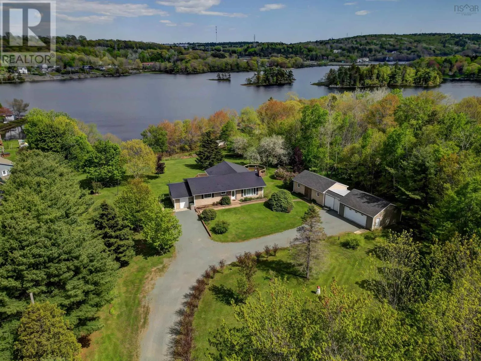 1305 Fall River Road