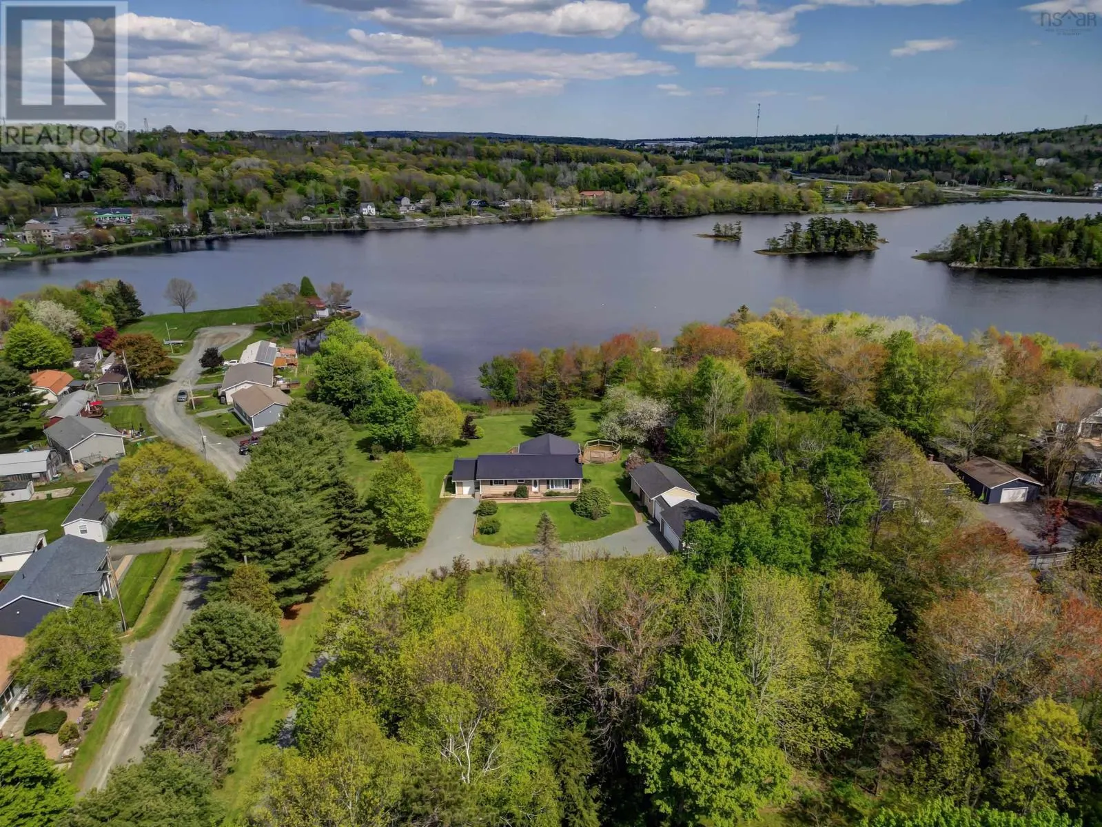1305 Fall River Road