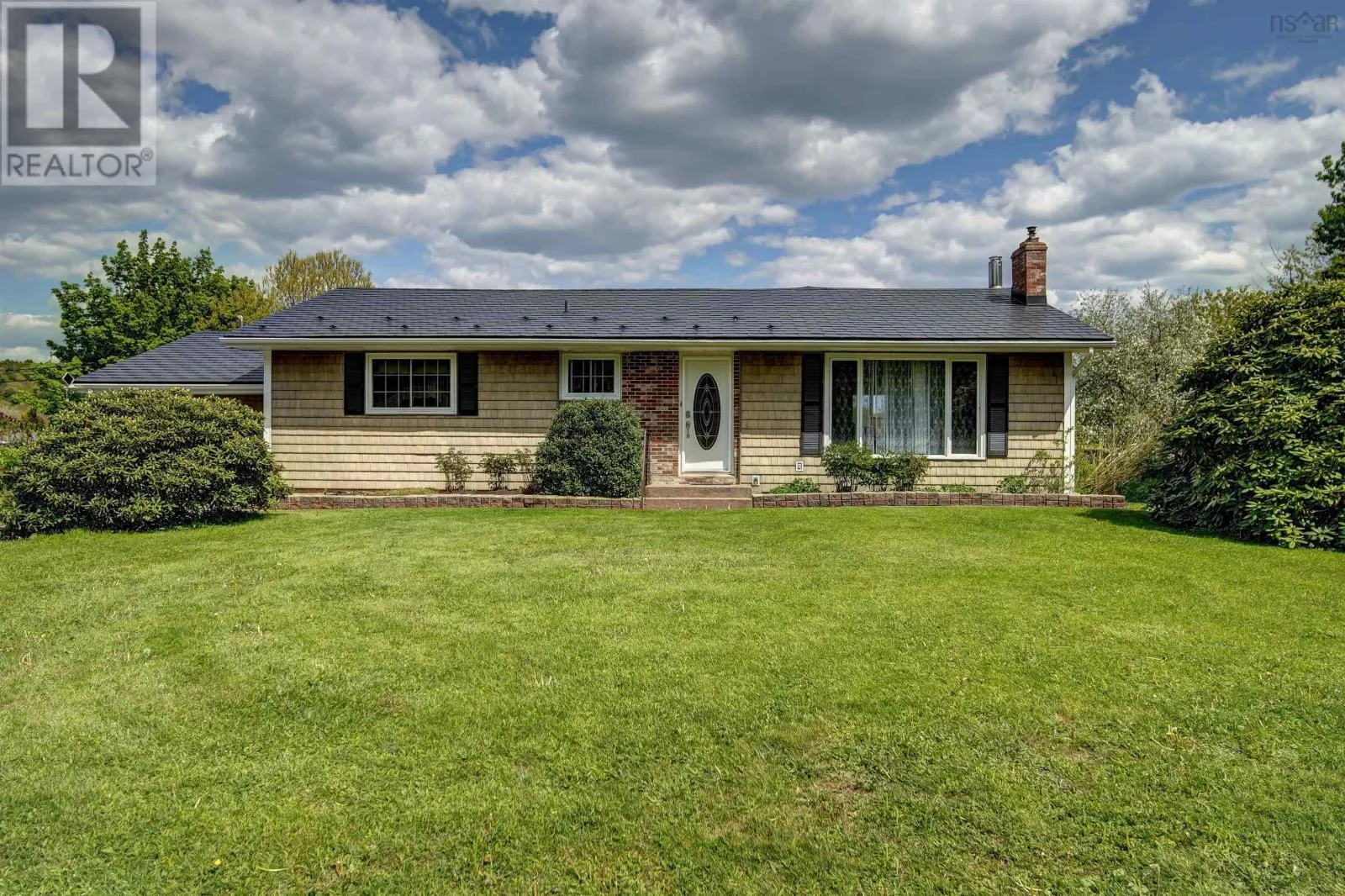 1305 Fall River Road