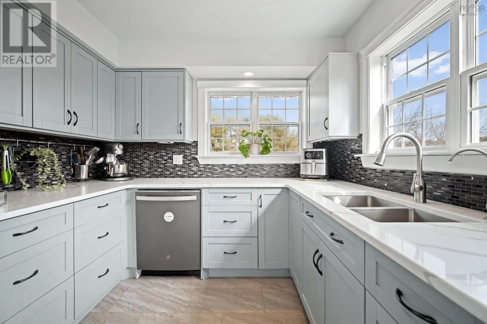 1305 Fall River Road
