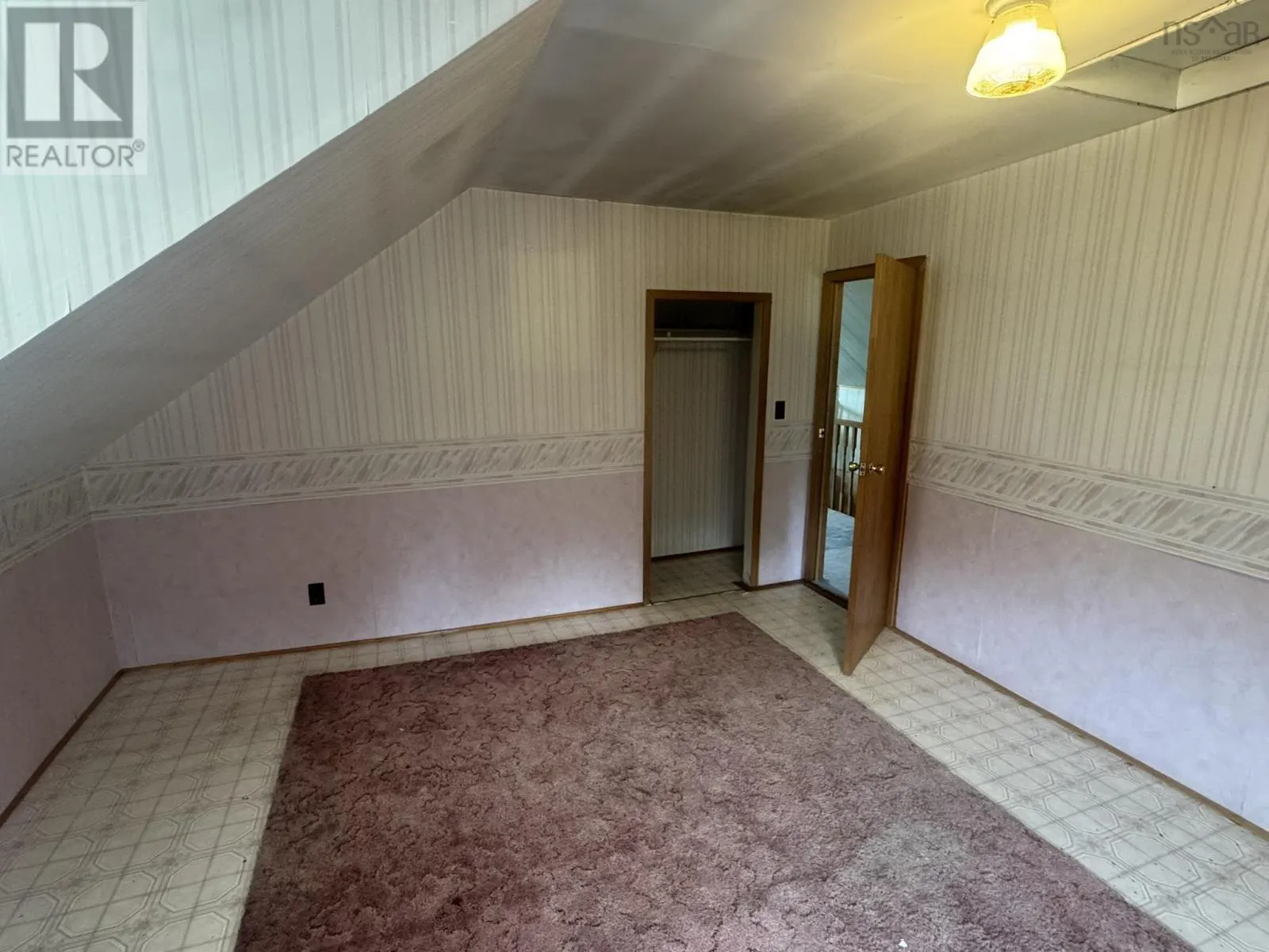 185 West Caledonia Road