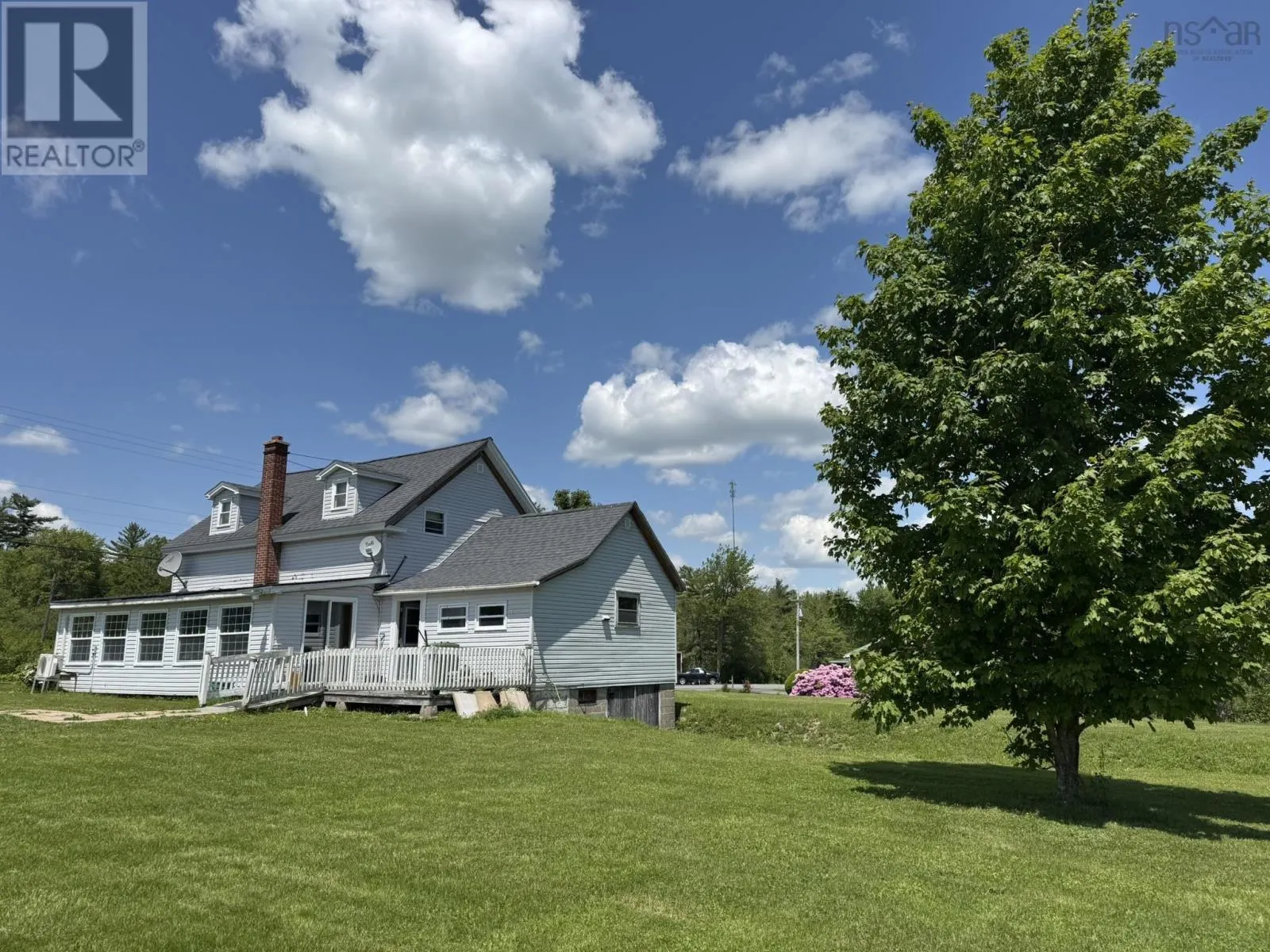 185 West Caledonia Road