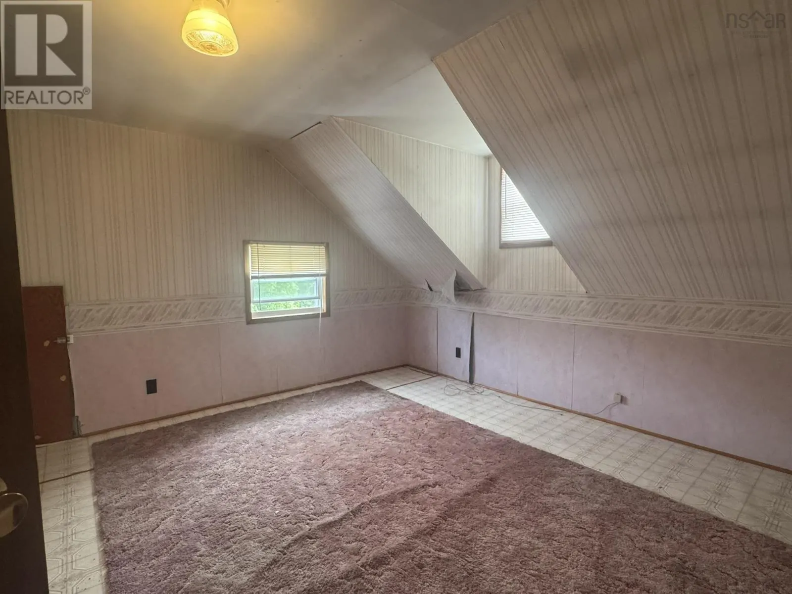 185 West Caledonia Road