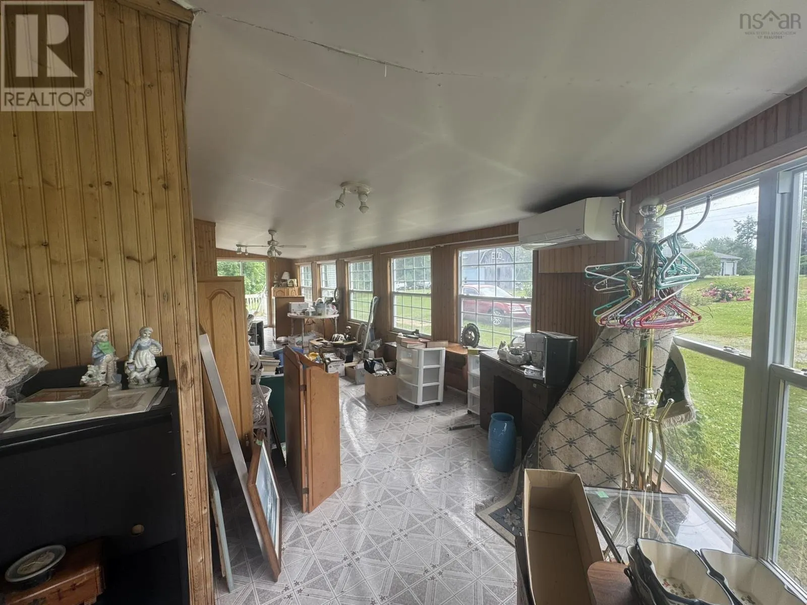 185 West Caledonia Road
