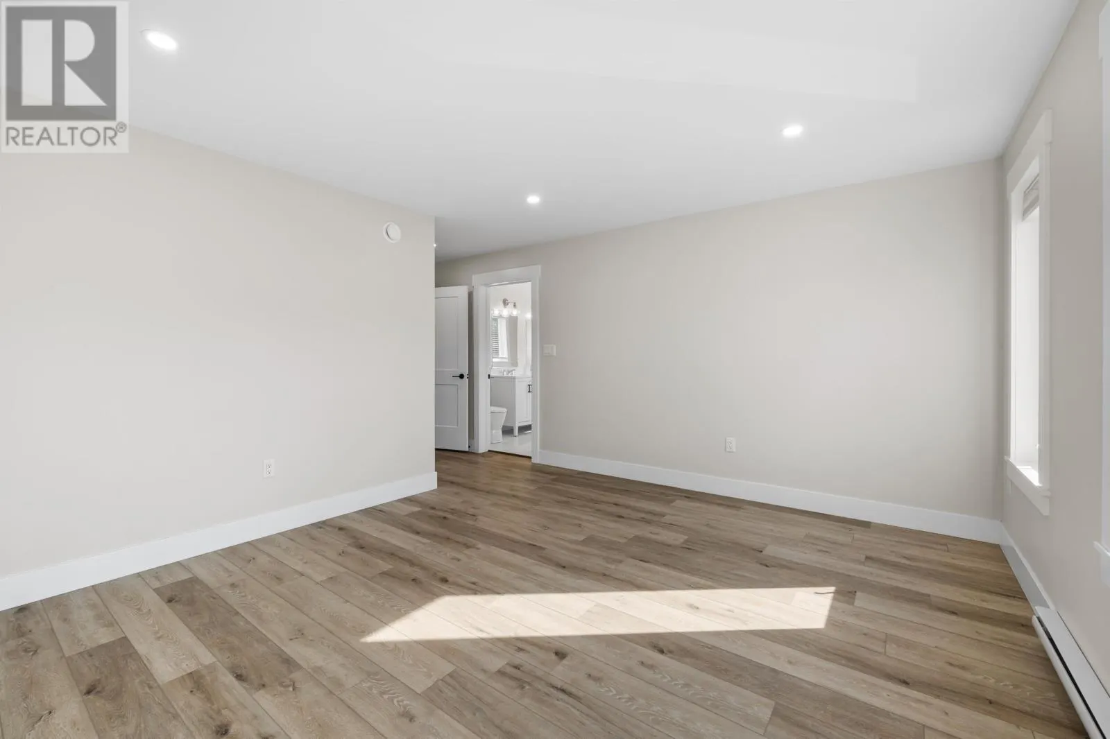15 Balderston Court