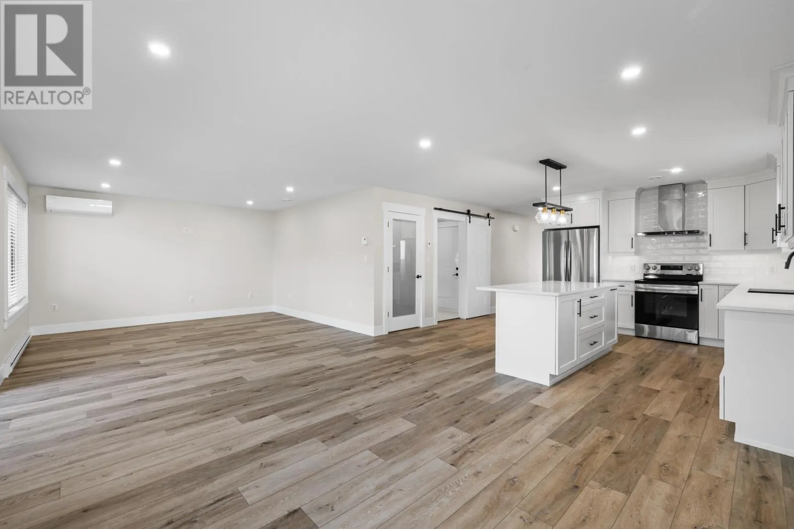 15 Balderston Court