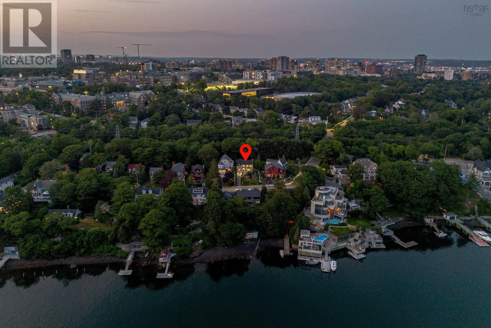 1111 Rockcliffe Street