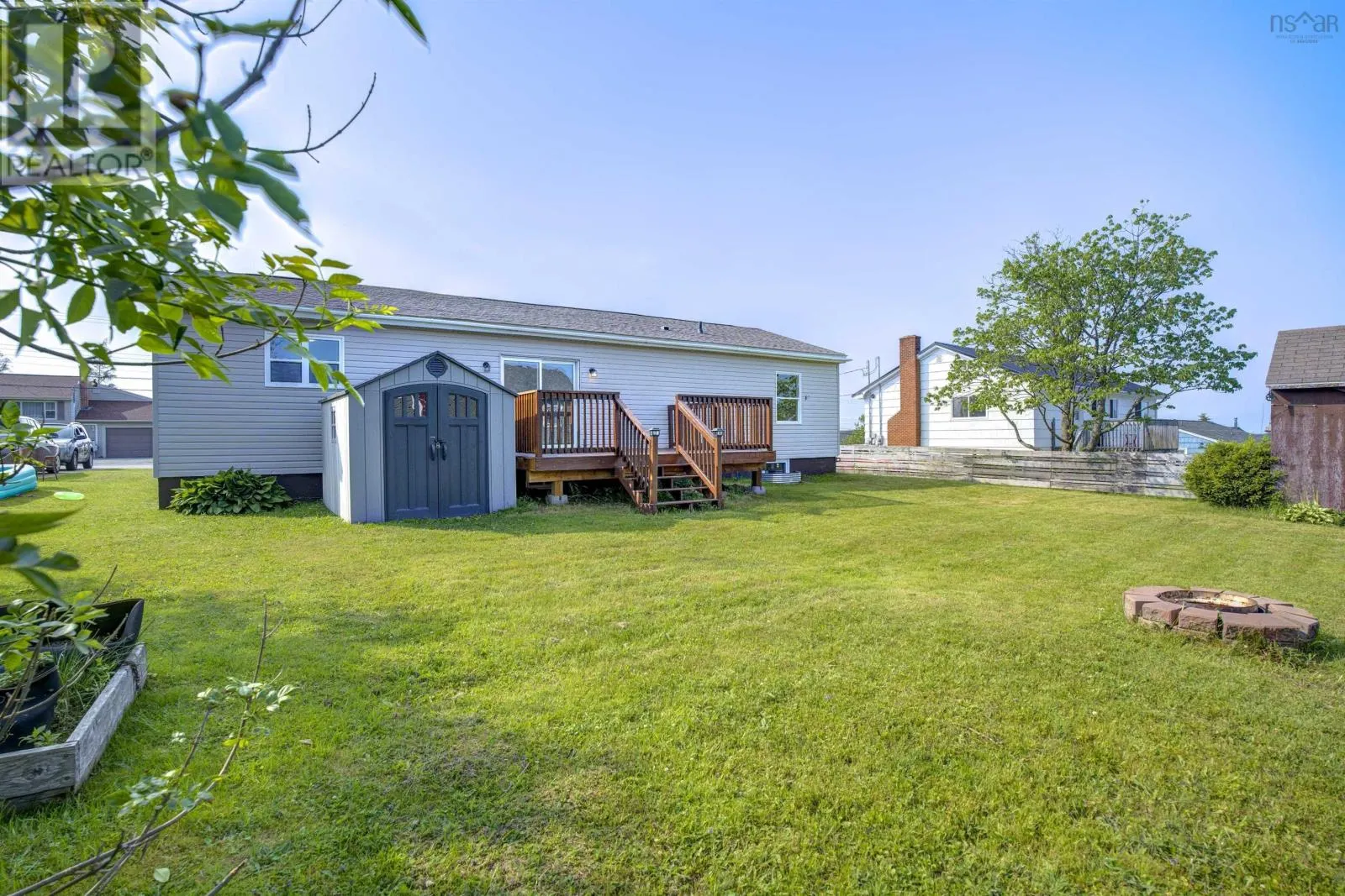 30 Woodcrest Avenue