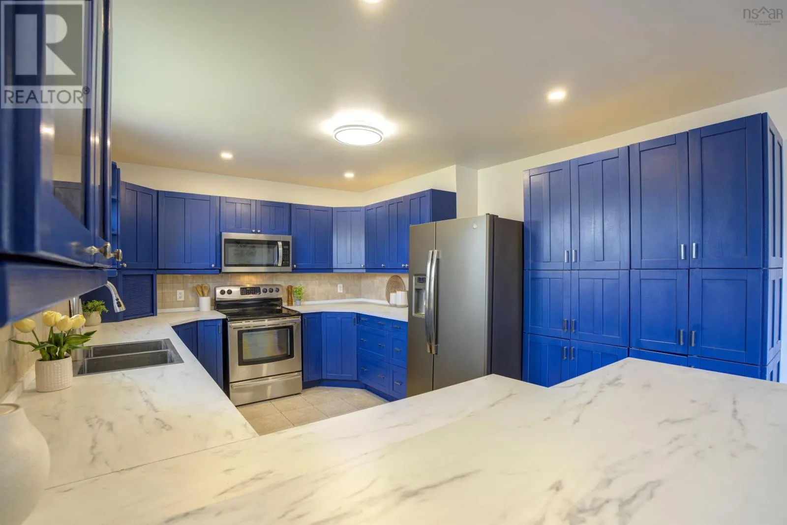 30 Woodcrest Avenue