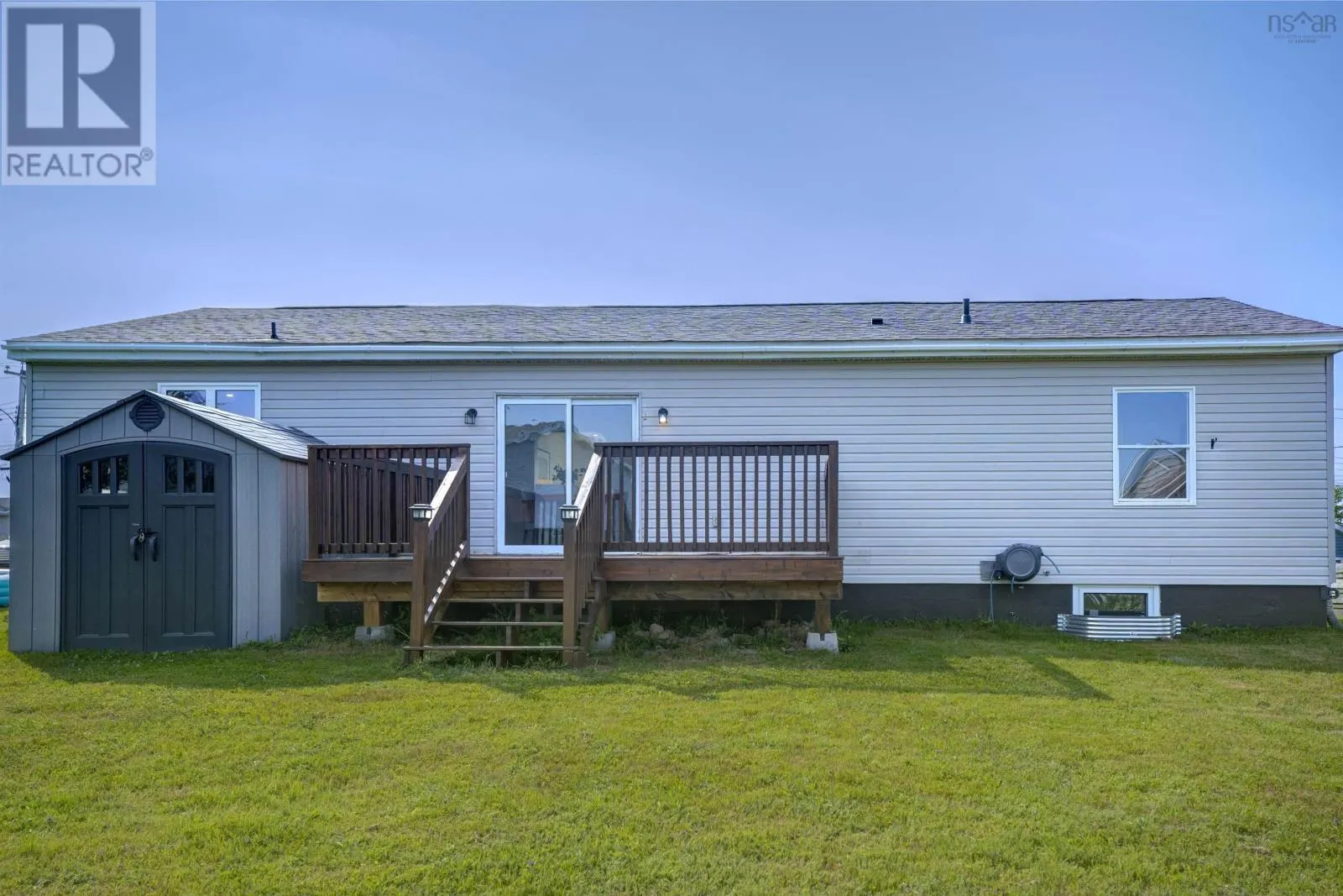 30 Woodcrest Avenue