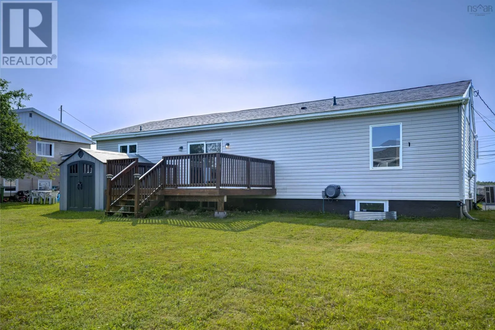 30 Woodcrest Avenue