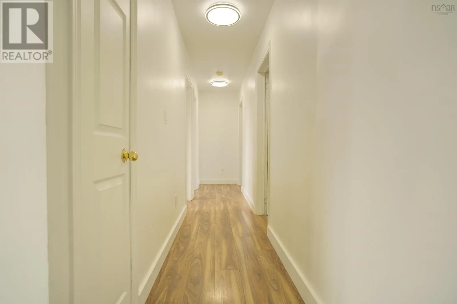 30 Woodcrest Avenue