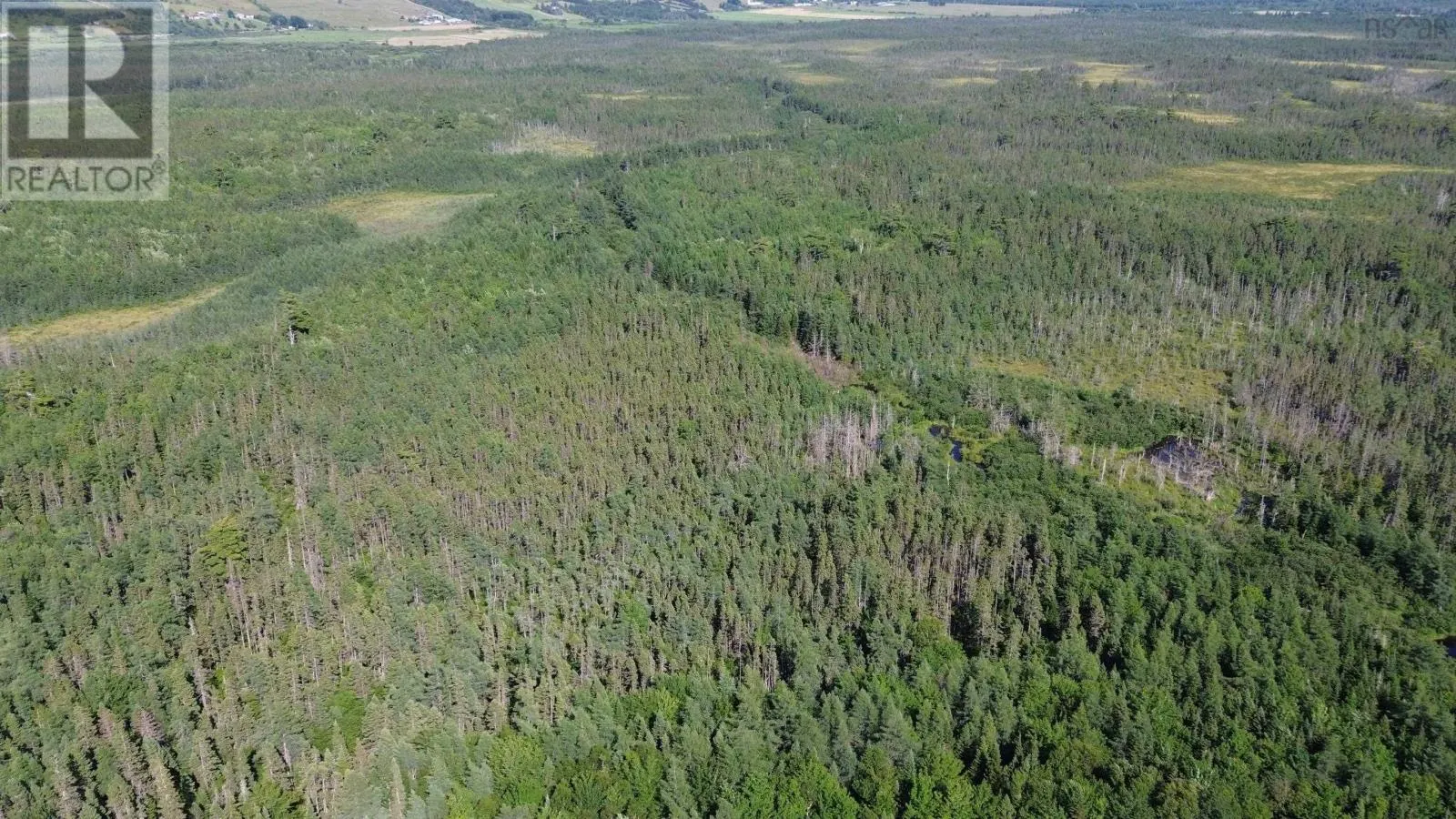 Acreage Highway 105
