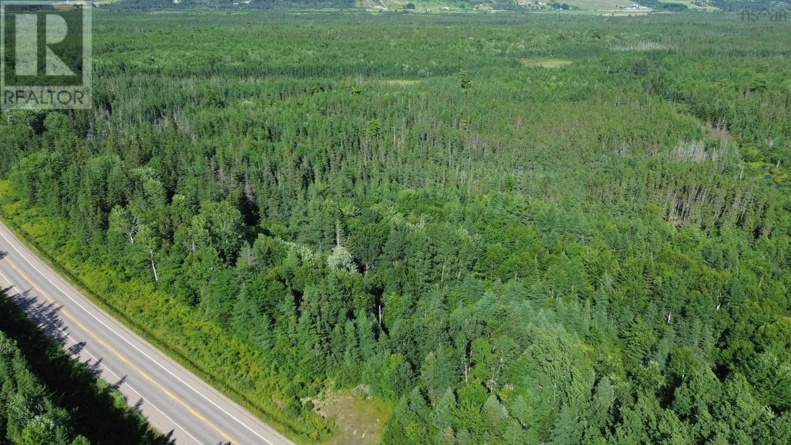 Acreage Highway 105