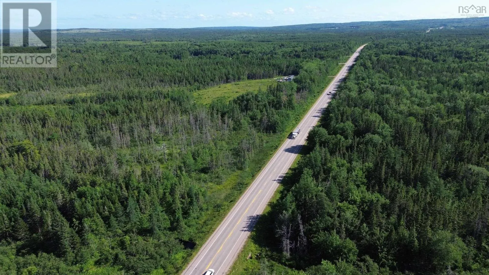 Acreage Highway 105