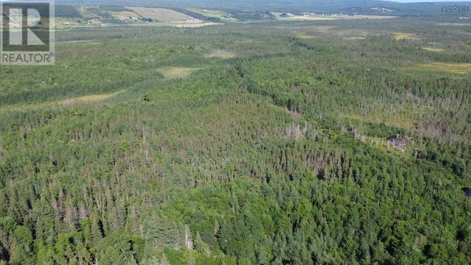 Acreage Highway 105