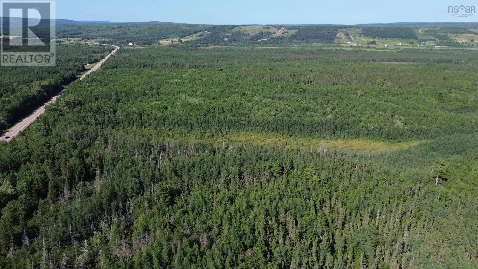 Acreage Highway 105