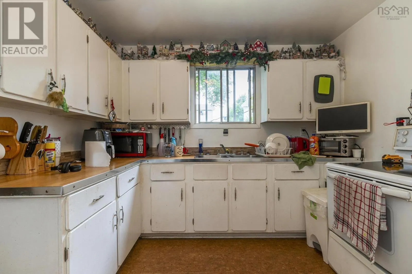 91/93 Roleika Drive