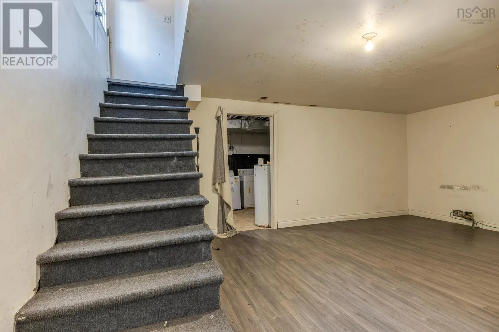 91/93 Roleika Drive