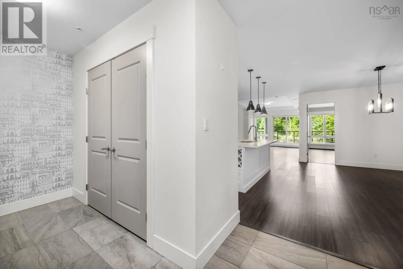 212 267 Gary Martin Drive