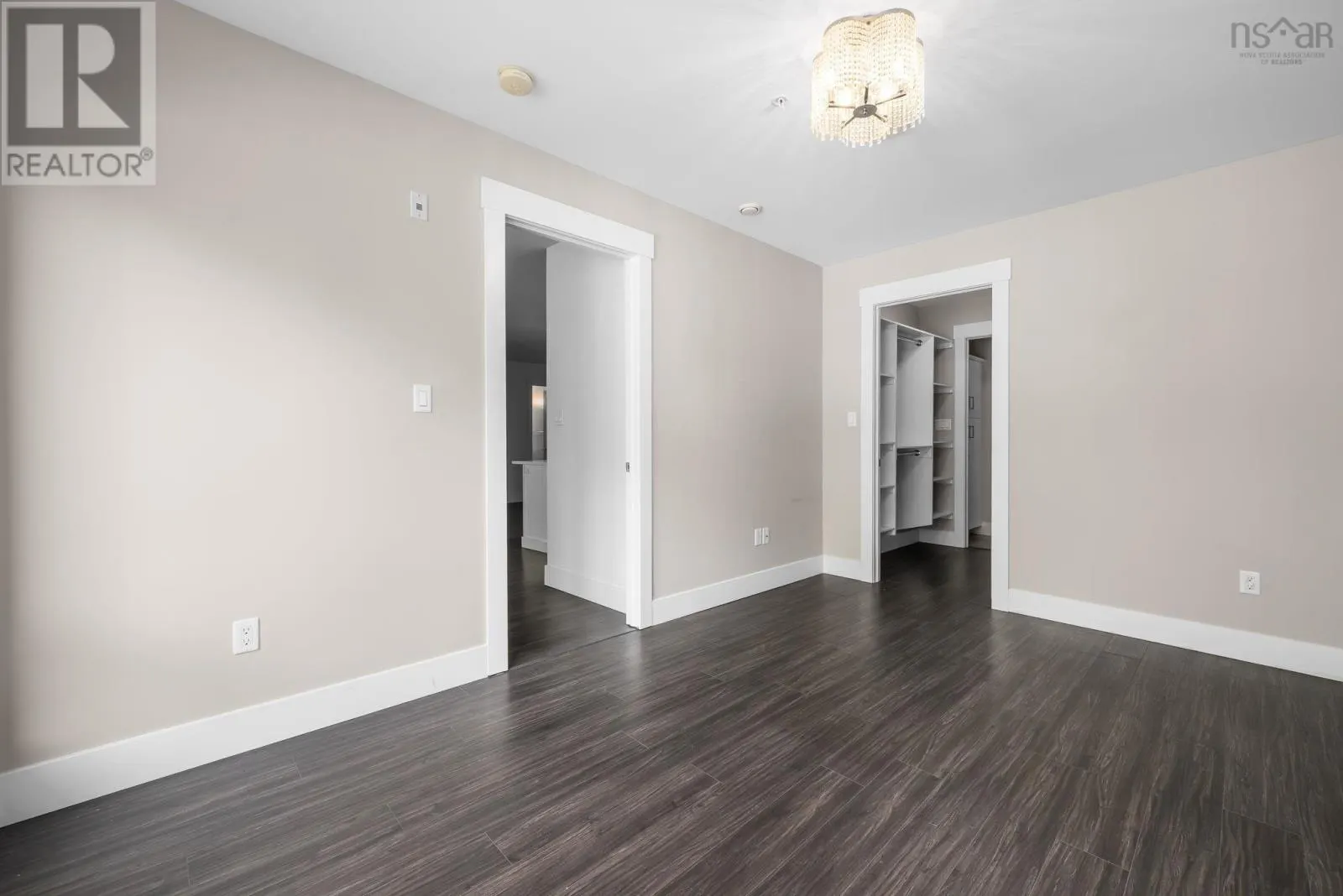 212 267 Gary Martin Drive