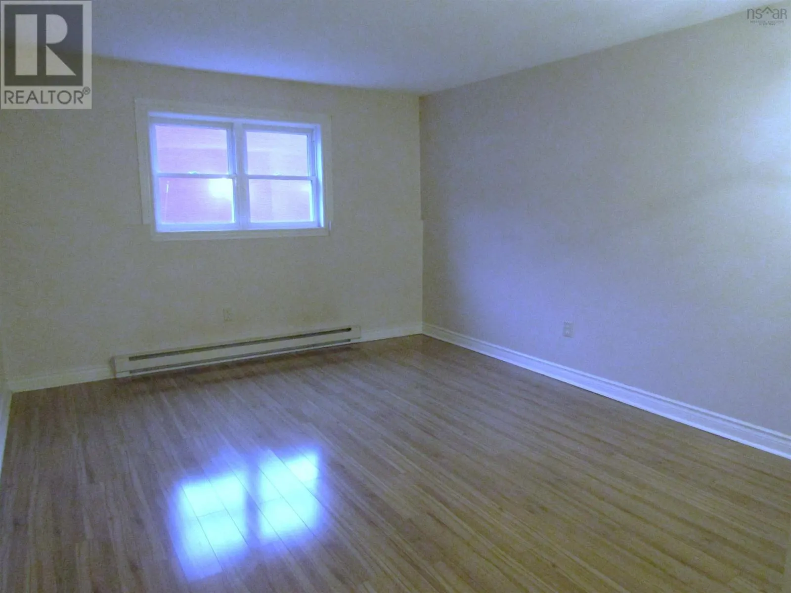 13 5 Rose Way