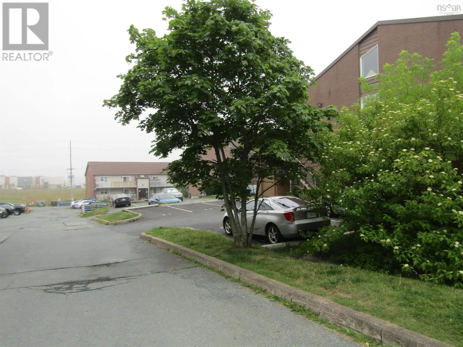 13 5 Rose Way