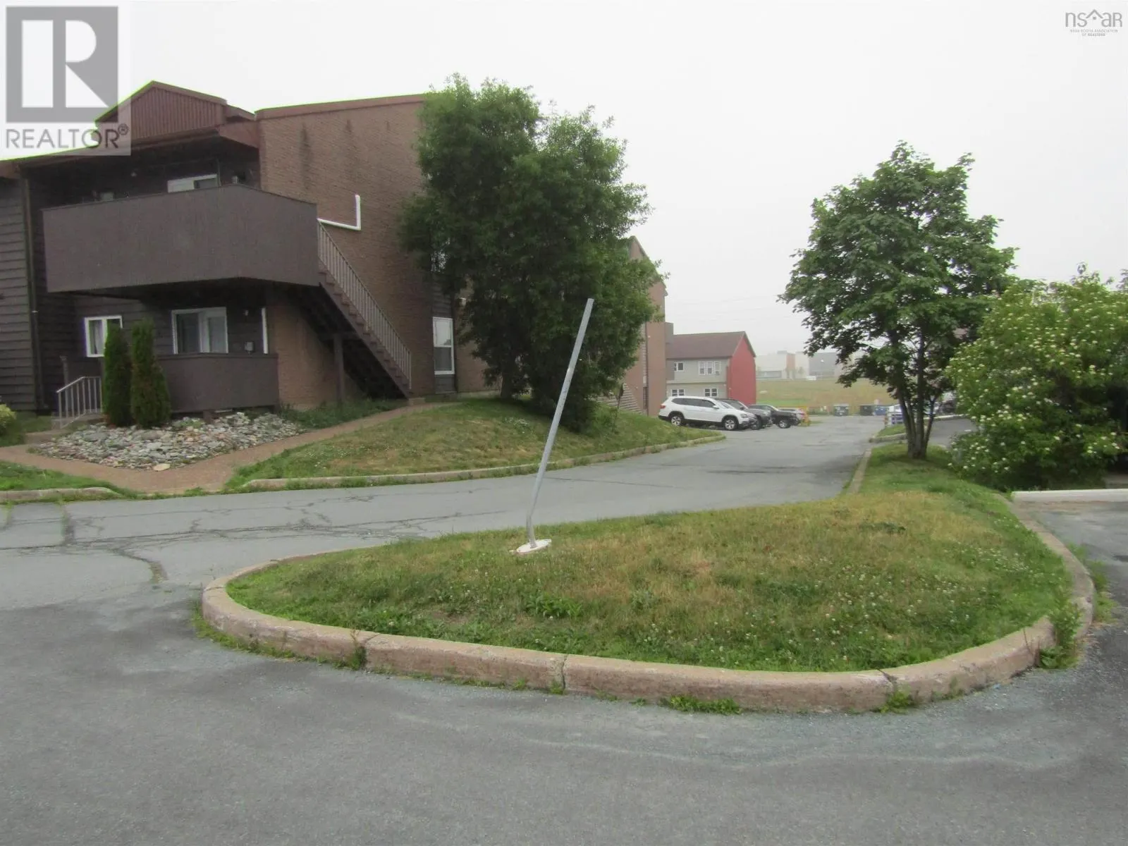 13 5 Rose Way