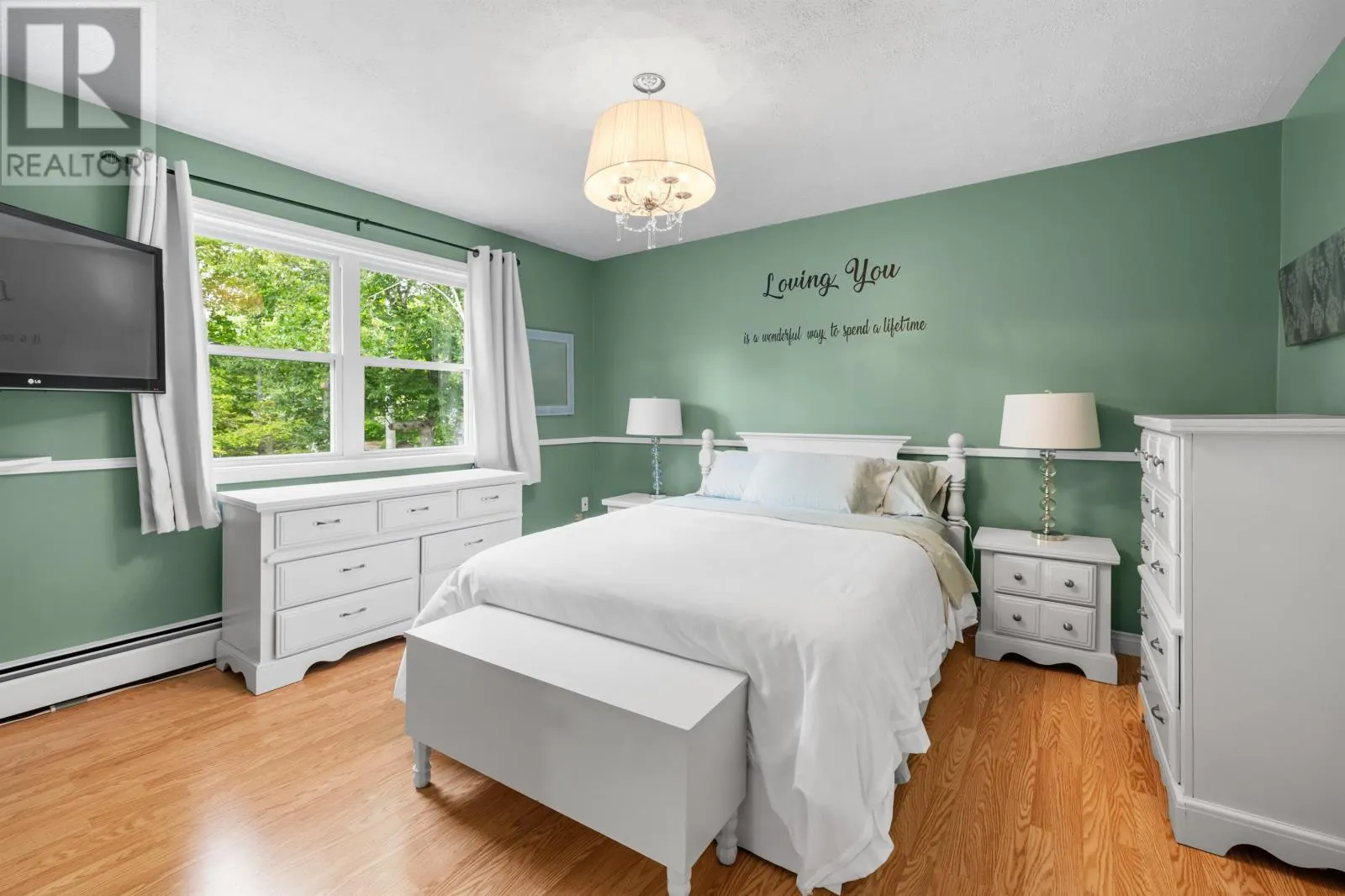 10 Woodlands Blvd