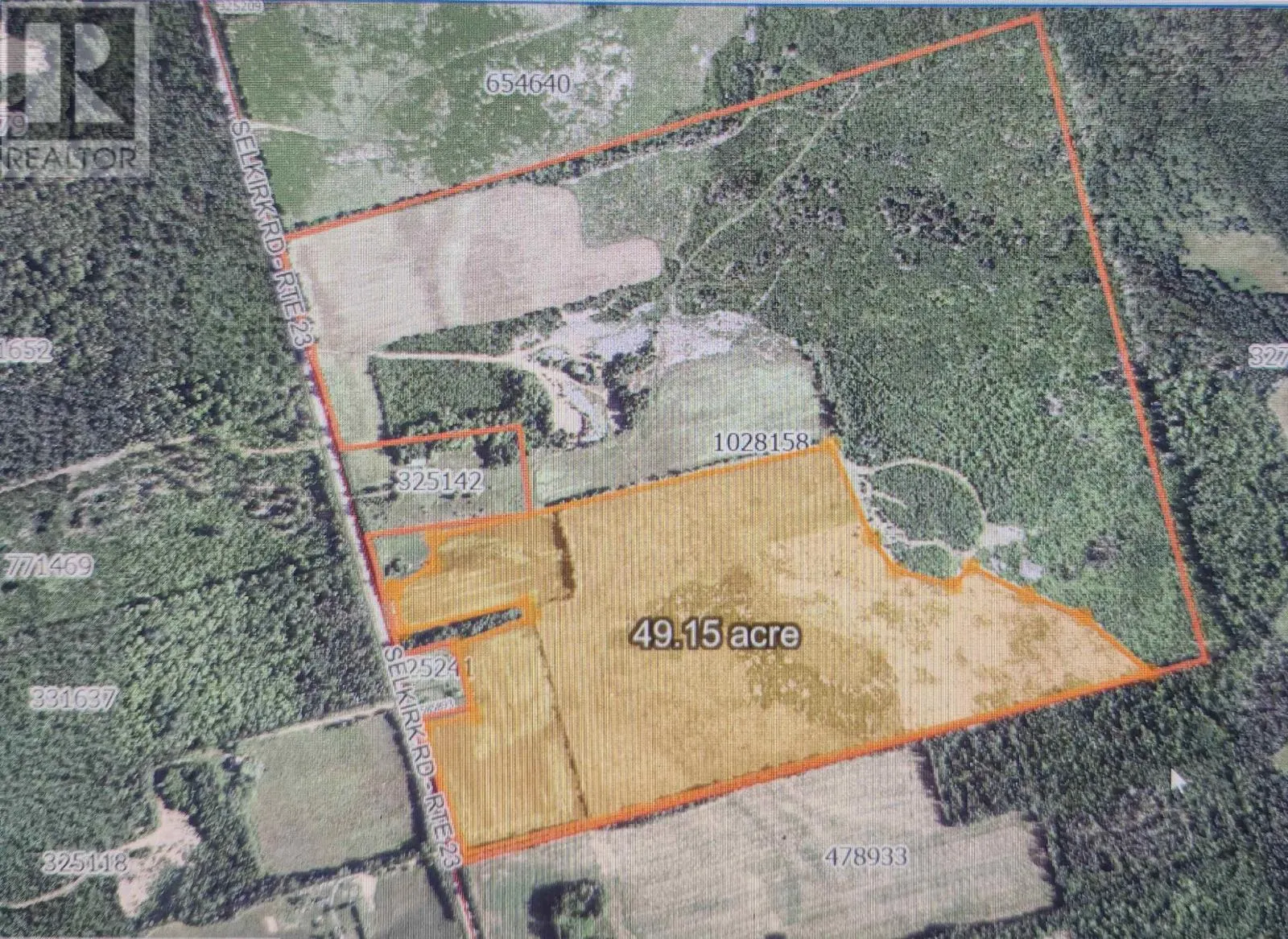 Acreage Selkirk Road