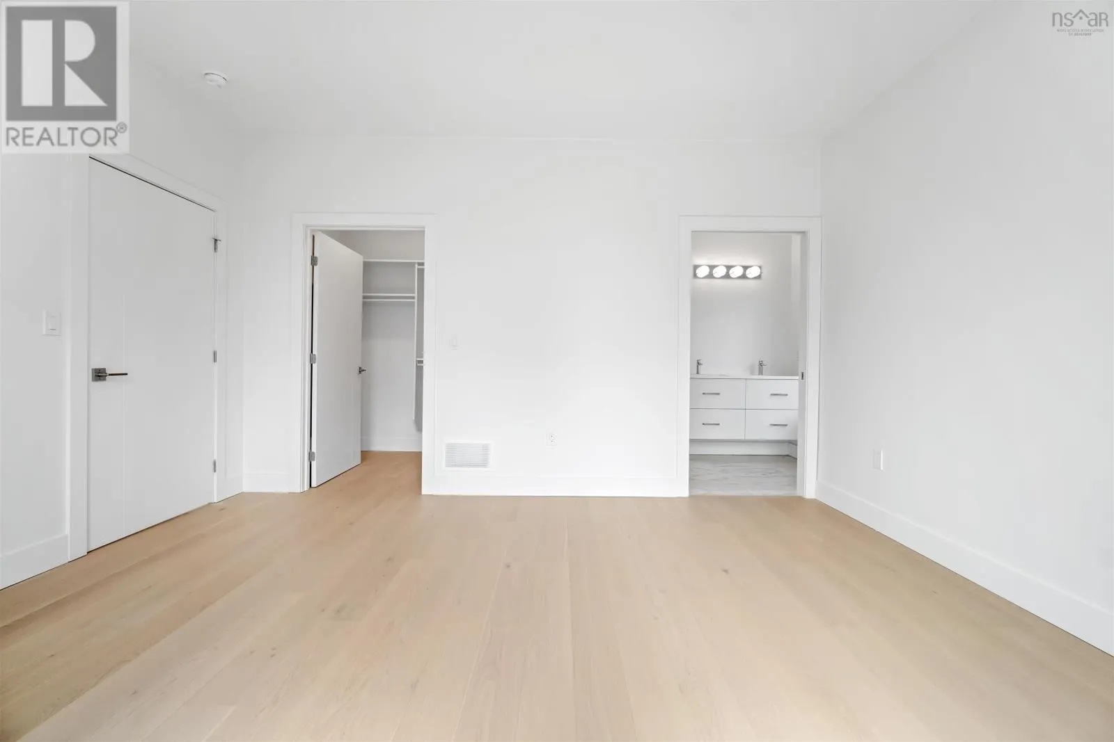 2 Merion Court